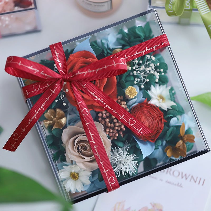 Preserved Roses in Acrylic Box Eternal Natural Roses Valentine's Day Anniversary Gifts Preserved Flower Gift Box for Christmas