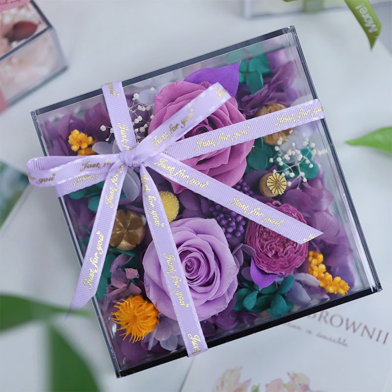 Preserved Roses in Acrylic Box Eternal Natural Roses Valentine's Day Anniversary Gifts Preserved Flower Gift Box for Christmas