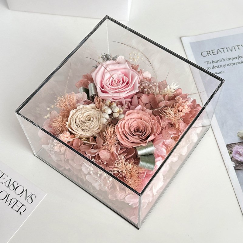 Preserved Roses in Acrylic Box Eternal Natural Roses Valentine's Day Anniversary Gifts Preserved Flower Gift Box for Christmas
