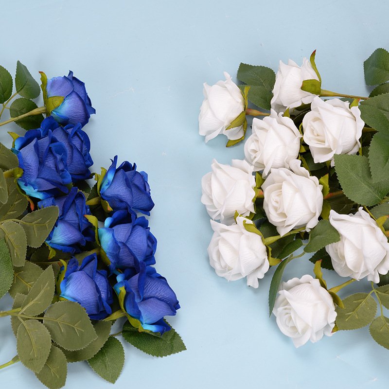Romantic and elegant soapy flower bouquet looks authentic as a faux flower for a Valentine's Day gift party decoration