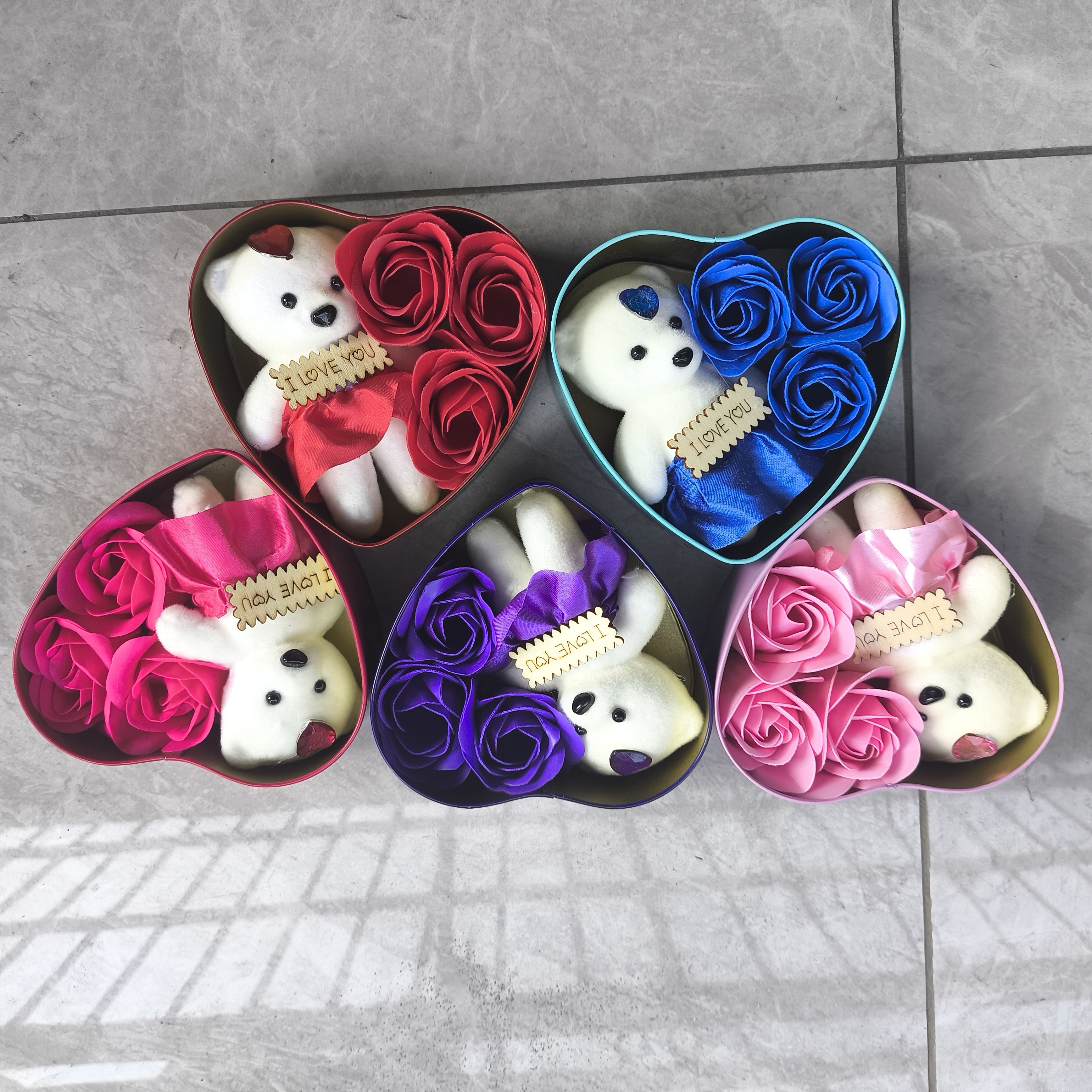 New Hot Selling Valentine's Day Gift Single Mini Teddy Bear Bouquet Rose Soap Flowers Holiday Party Christmas