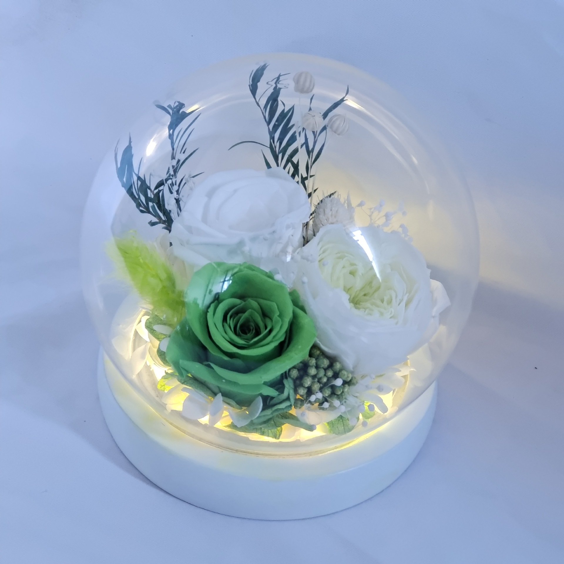 Power Of Love Series LED Atmosphere Light Preserved Flower Ornaments For Birthday Valentine's Day Wedding Decoration flowers