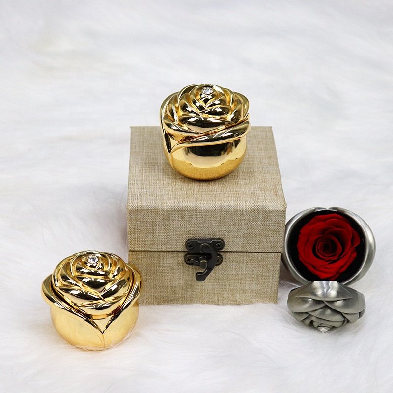 Eternal Rose Iron Floral Art Valentine's Day Creative Gifts Preserved Flower Gift Box Everlasting Rose Gifts Wholesale