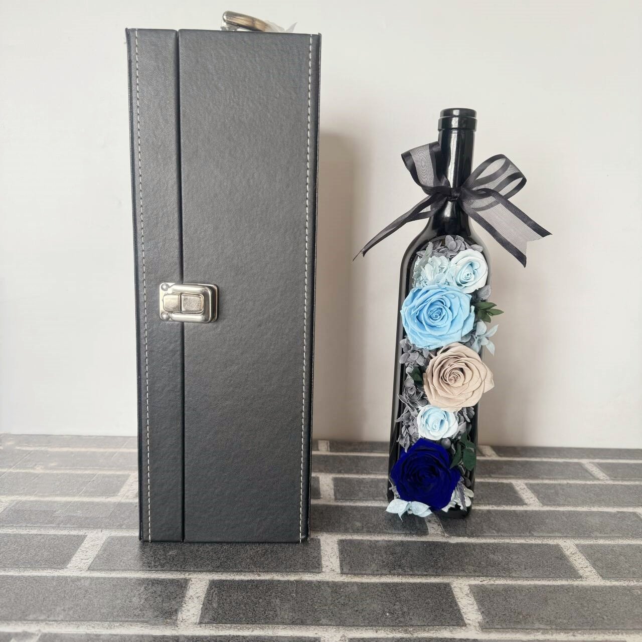 Preserved flower Forever Roses home furnishings PU leather gift box rose Eternal flower wine bottle