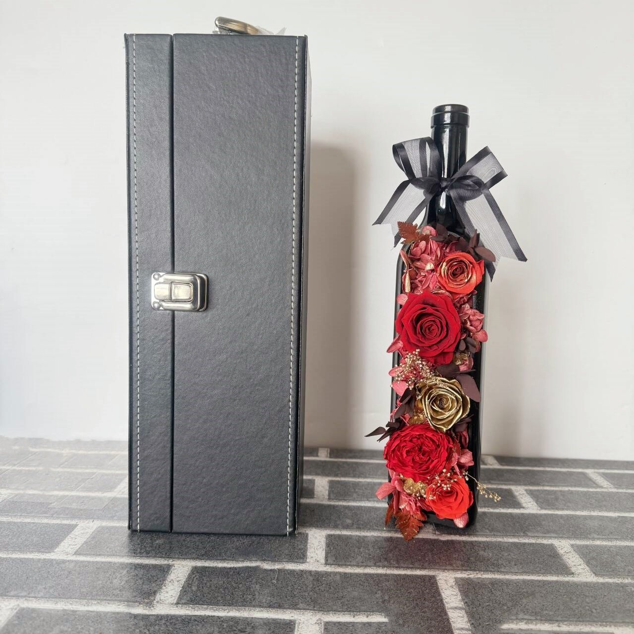 Preserved flower Forever Roses home furnishings PU leather gift box rose Eternal flower wine bottle