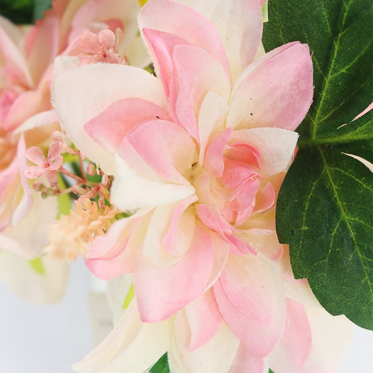 Hot Selling 48cm Dahlia Fern Wreath Preserved Bouquet Flowers and Plants Decorative Floral Wreaths