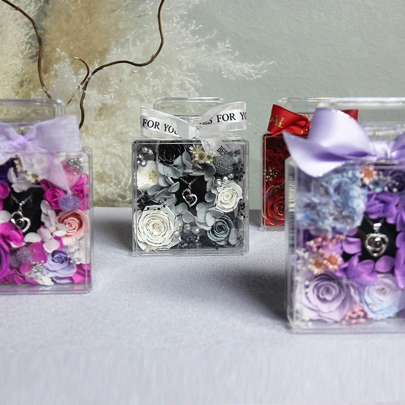 TC Elegant Real Fresh Eternal Rose Preserved Flower With Surround Necklace In Acrylic Box For Mother's Day Valentine's Day Gift