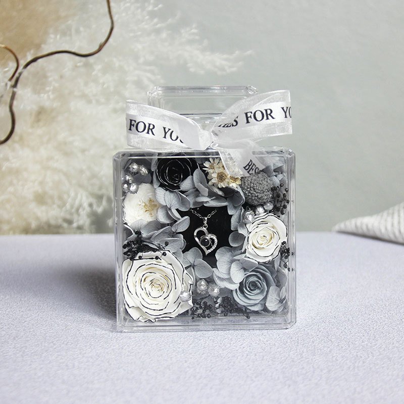 TC Elegant Real Fresh Eternal Rose Preserved Flower With Surround Necklace In Acrylic Box For Mother's Day Valentine's Day Gift