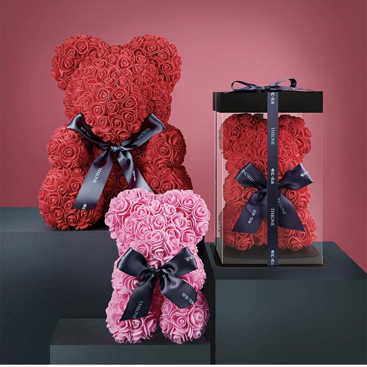 summer flora Hot Selling Eternal Rose Station Bear Hold preserved Rose for Birthday Gifts rose bear