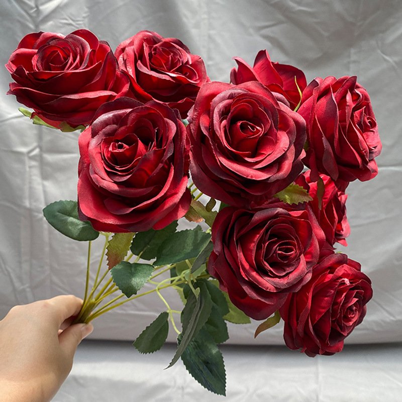 Wholesale Price Artificial Flower Silk 9 Heads Red White Rose Bouquets For Wedding