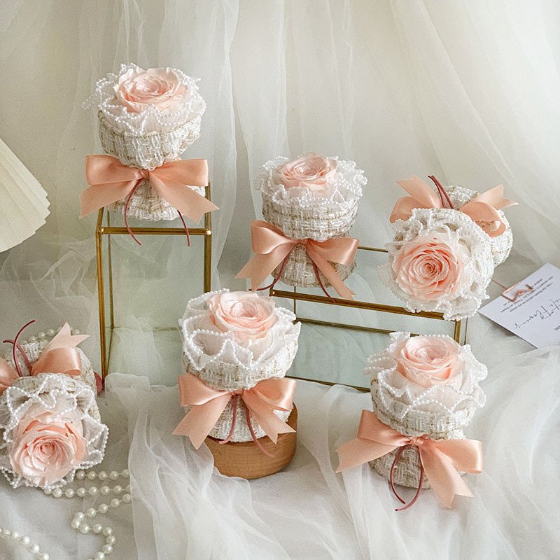 Wholesale Preserved Flower Customized Color Stabilized Eternal Immortal Preserved Roses Mini Bouquet In Box For Mothers Day Gift