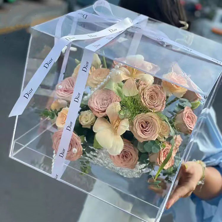 3D High Transparent Acrylic Flower Box Flower Packaging Box Rose Square Flower Arrangement Gift