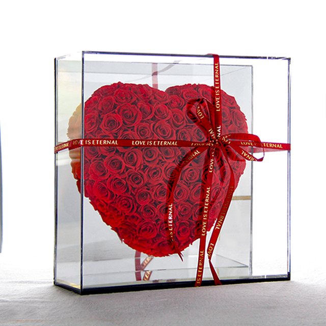 Wholesale Luxury Heart Shape Flower Gift Box Preserved Roses In Acrylic Box Wedding Flower Box Love Gift For Girlfriend