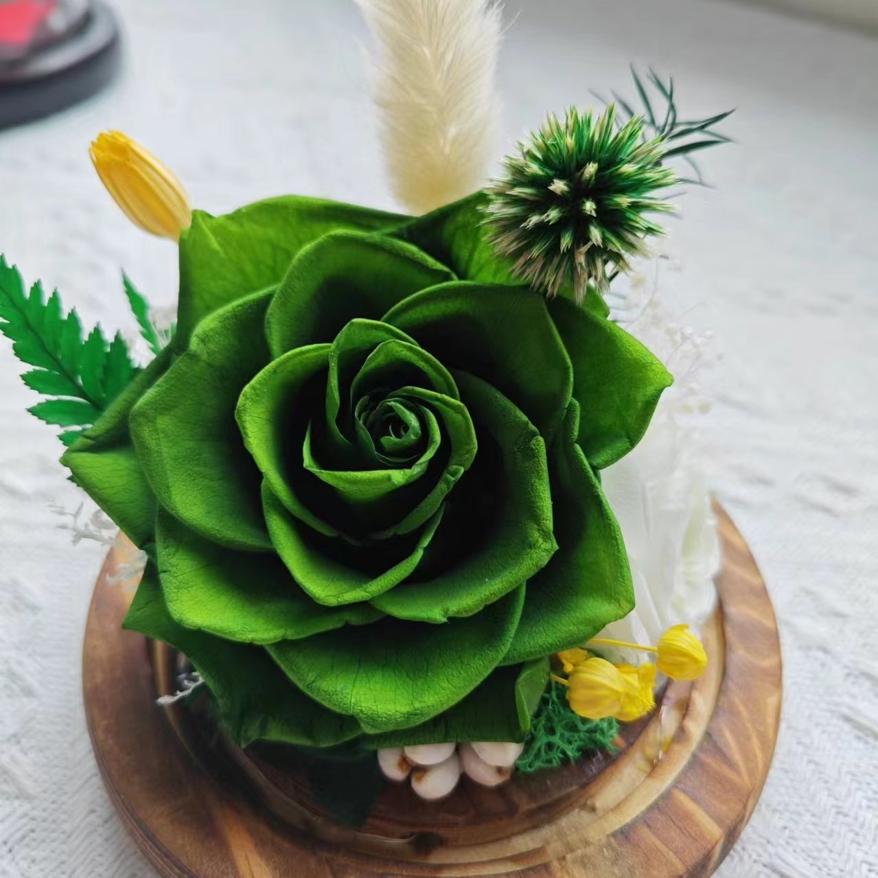 2024 Mother's Day Gift Real Preserved Flower Eternal Carnation Flower in Glass Dome Gifts for Mom Women