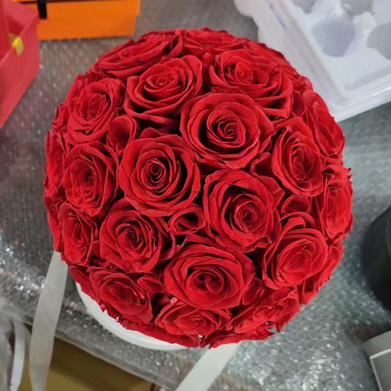 Wholesale Eternal Preserved Rose Mushroom Head Bouquet Roses In Box Flowers Preserved Rose