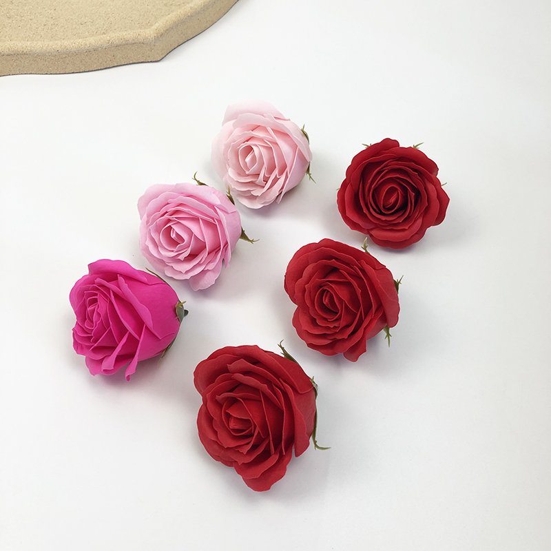 SUREMAY Factory Artificial Wedding Christmas Decoration Flowers Bouquet 5 Layer Rose Soap Flower Head