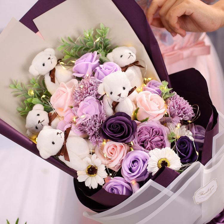 BLH Hot Sale Decorative Mother Gift Small Bouquet Teddy Bear Gypsophila Creative Natural Soap Artificial Flower Box