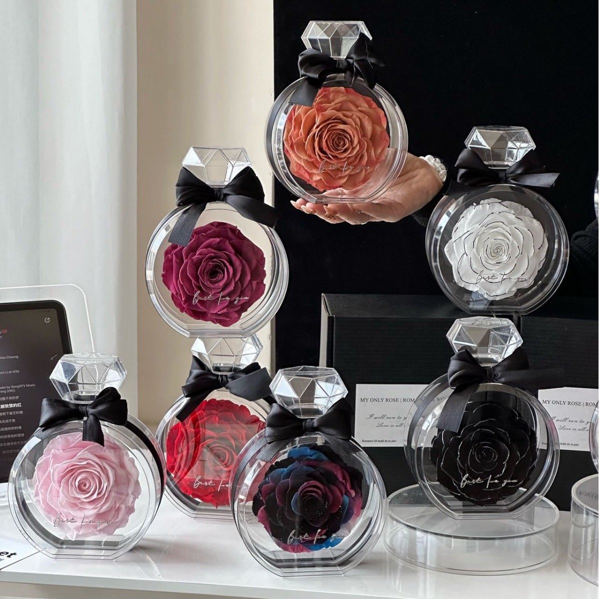Perfect Quality Colorful Valentine'S Gift Transparent Acrylic Love Flower Art Rose Preserved Flower Boxed