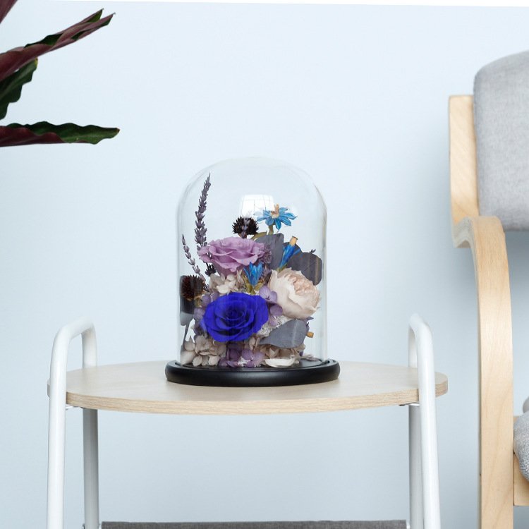 Lovebay Wholesale Real Touch Preserved Flower Luxury New Year Gift Box New Popular Preserved Forever Rose in Glass Demo