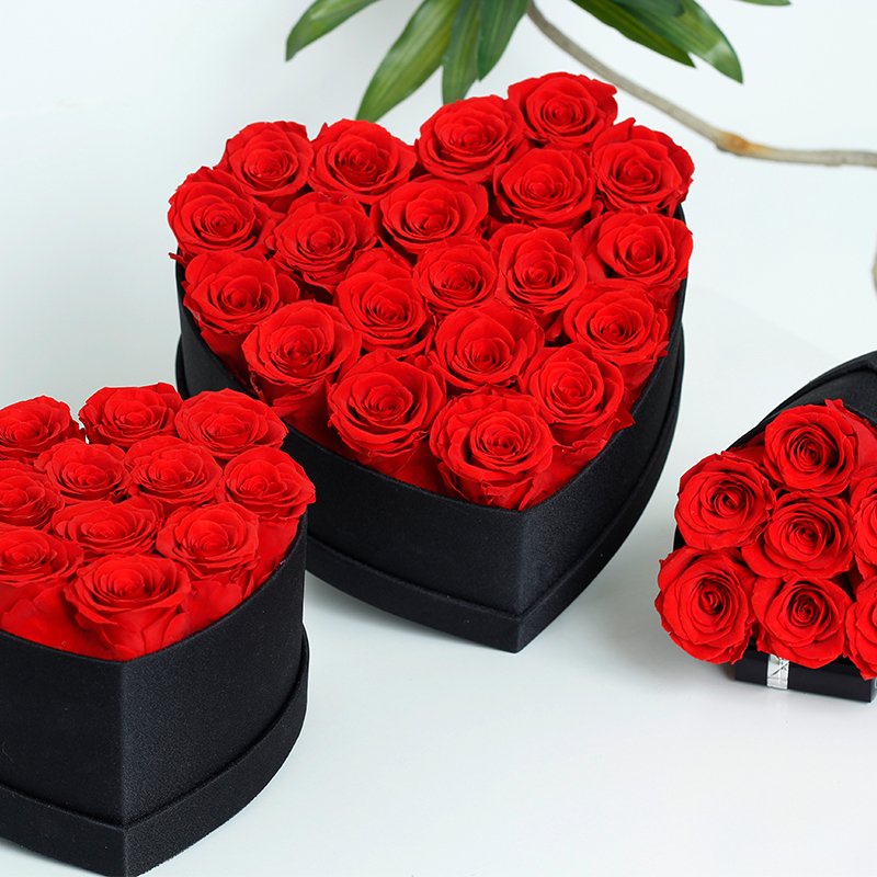 Real Natural Rose Mothers Day Gift Box Decor Everlasting Forever Preserved Flower in Heart-shaped gift box packaging
