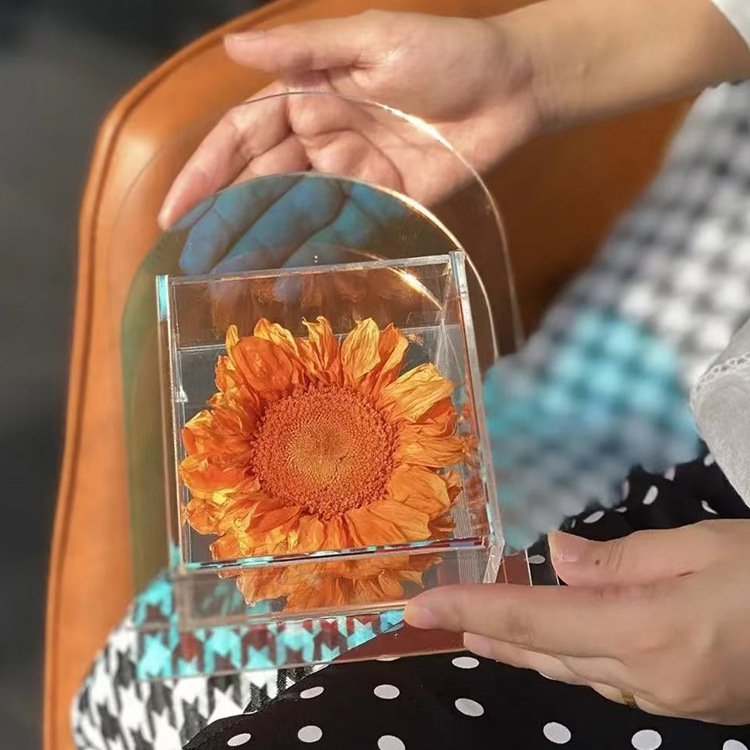Wholesale 2024new trend hot selling preserved flowers sunflower in mirror acrylic box for Valentine's day