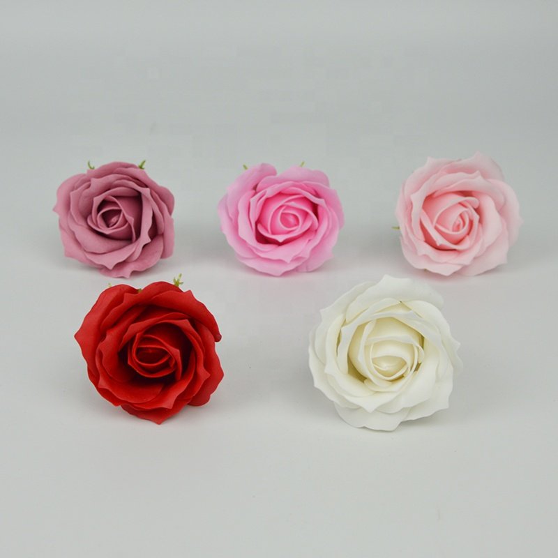 Wholesale Artificial Wedding Christmas Decoration Bouquet Gifts Fragrant Soft New 4 Layers Rose Soap Flowers Head