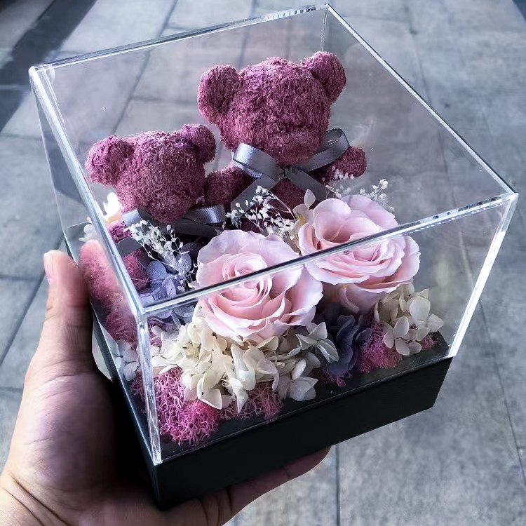 Customized Valentine's Day Birthday and Christmas Gifts Transparent acrylic flower box preserved roses in acrylic box