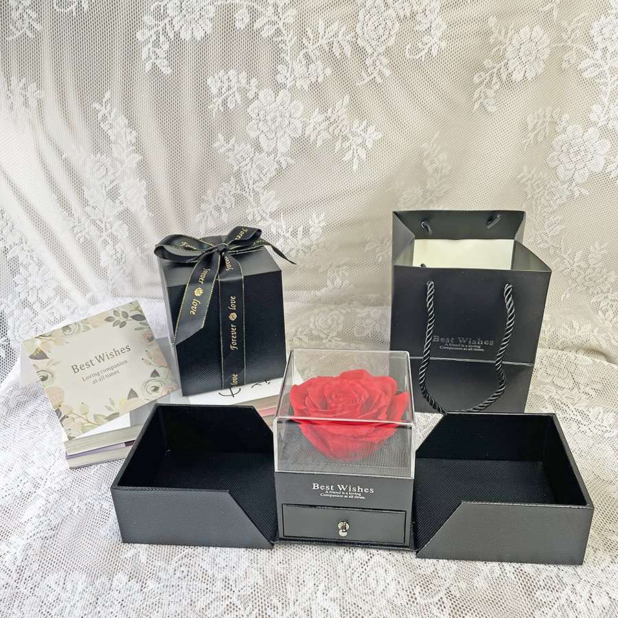 Wholesale new design real rose forever rose box preserved flowers rose in Jewelry box for Valentine's day