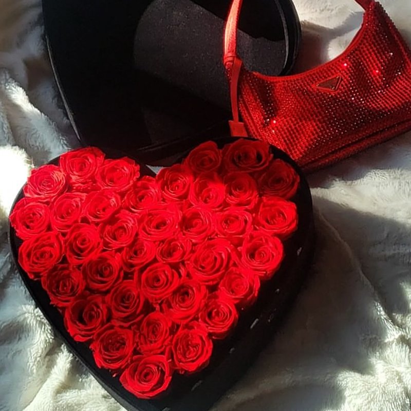 Eternal Rose Valentine's Day Gift Eternal Flower Box Immortal Rose Head Save Rose Valentine's Day Gift in Flower Box
