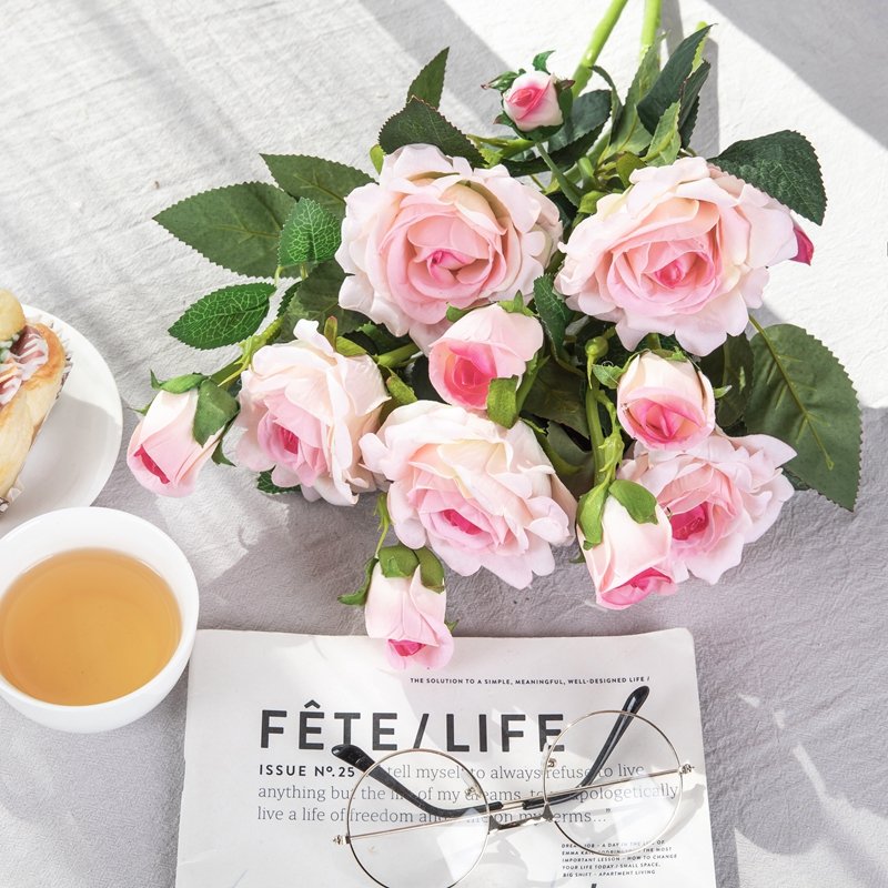 MW03335 High Quality Artificial Flowers Velvet Fabric Long Stem Preserved Rose Spray With Bud For Valentine's Day gift