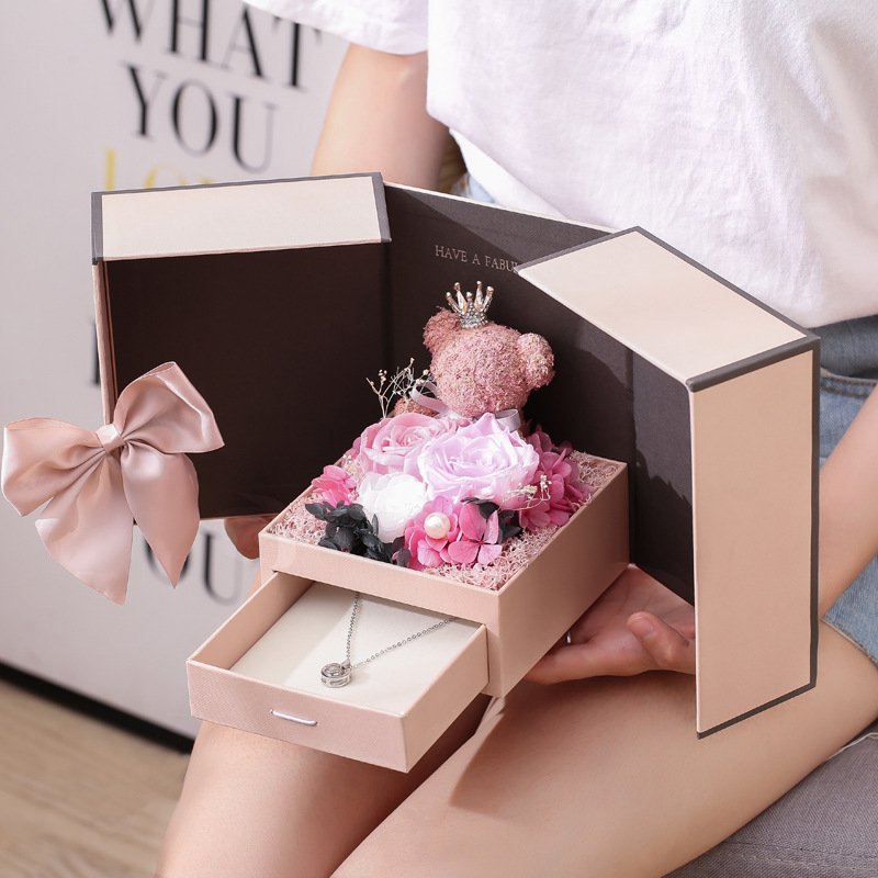 Hot Sale New Design Christmas Decoration Preserved Flowers Big Two Layer Pink Ribbon Valentine Necklace Teddy Bear Rose Gift Box