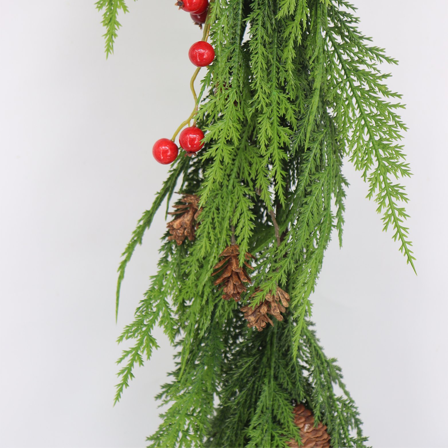 Wholesale 183cm High Quality Artificial Christmas Pine Cones Long Flat Cypress Red Fruit Vine Decoration Preserved Flowers