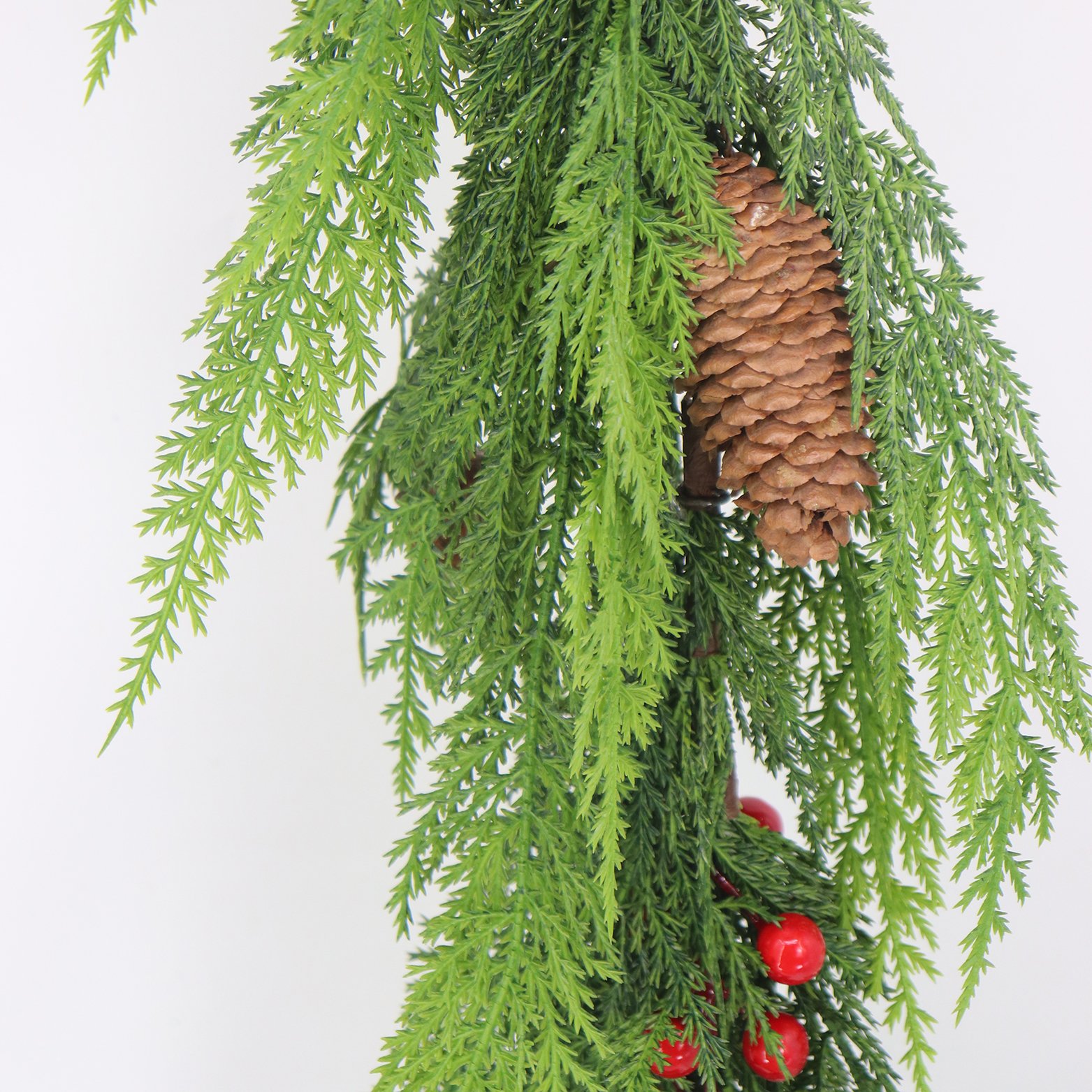 Wholesale 183cm High Quality Artificial Christmas Pine Cones Long Flat Cypress Red Fruit Vine Decoration Preserved Flowers