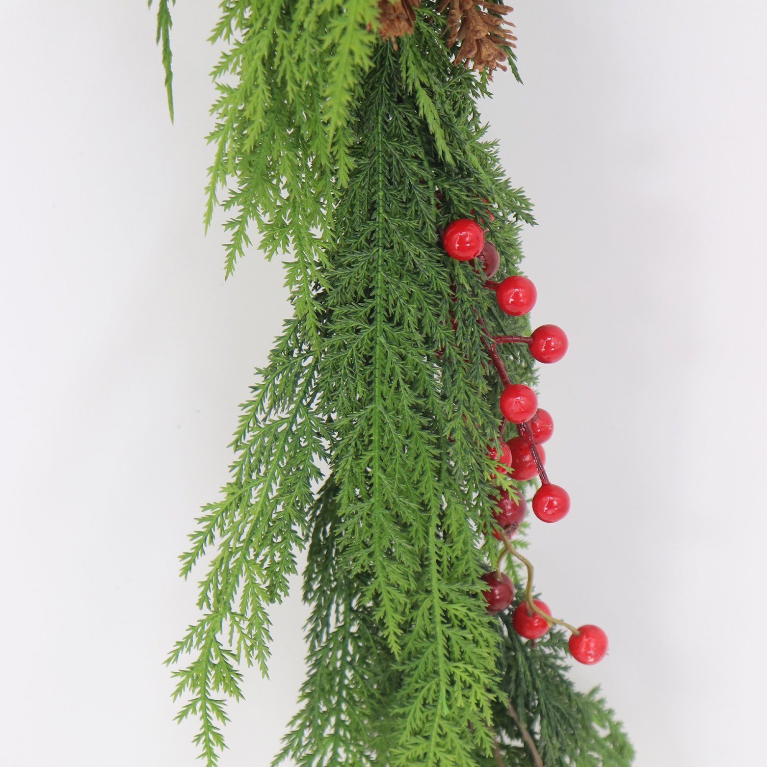 Wholesale 183cm High Quality Artificial Christmas Pine Cones Long Flat Cypress Red Fruit Vine Decoration Preserved Flowers