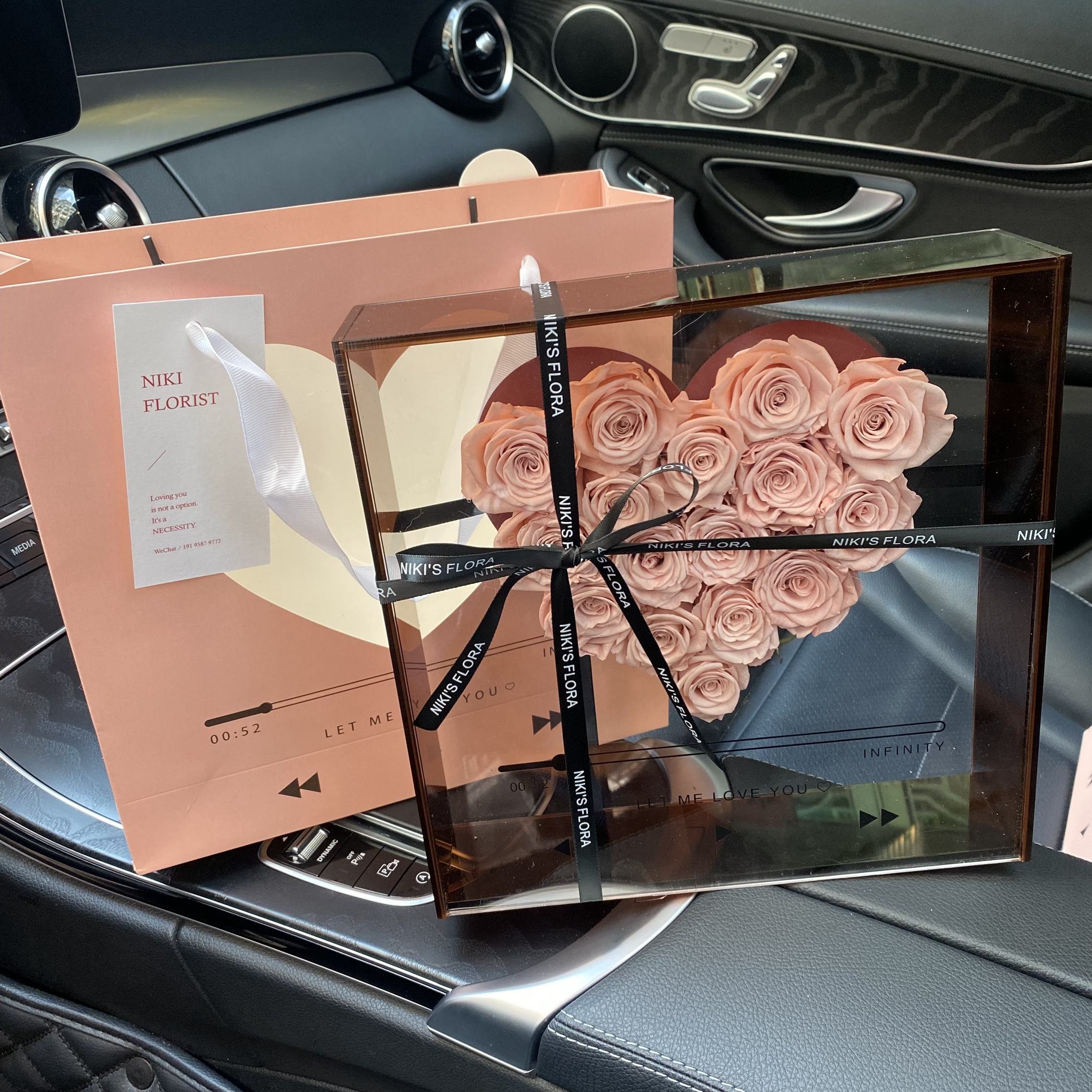 Hot selling gifts preserved eternal rose in acrylic box for Valentine's Day Mother's Day