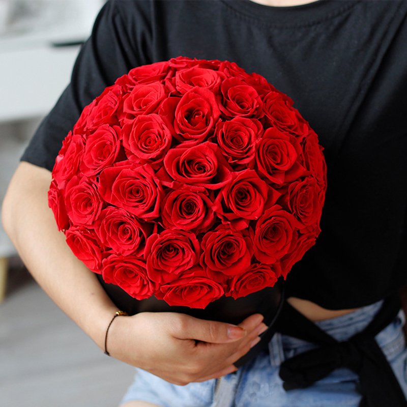 Ychon Red Preserved Roses Handmade Real Roses in Flowers Box That Last a Year Long Lasting Rose for Valentine's Day