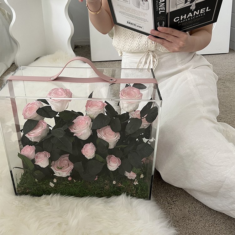 Creative Gifts 19 Romantic Rose Jungle Carrying Case Preserved Flower Box Customized Flower Boxes