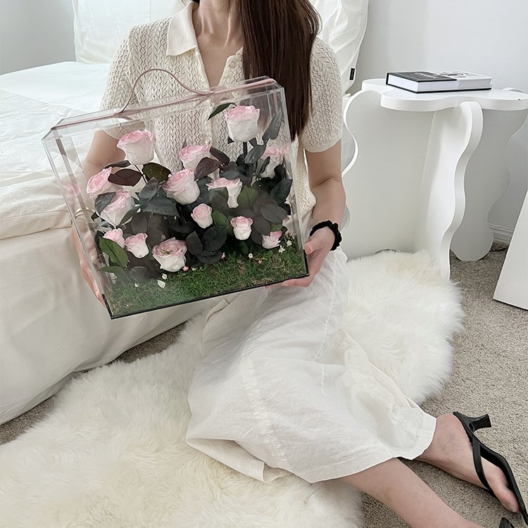 Creative Gifts 19 Romantic Rose Jungle Carrying Case Preserved Flower Box Customized Flower Boxes