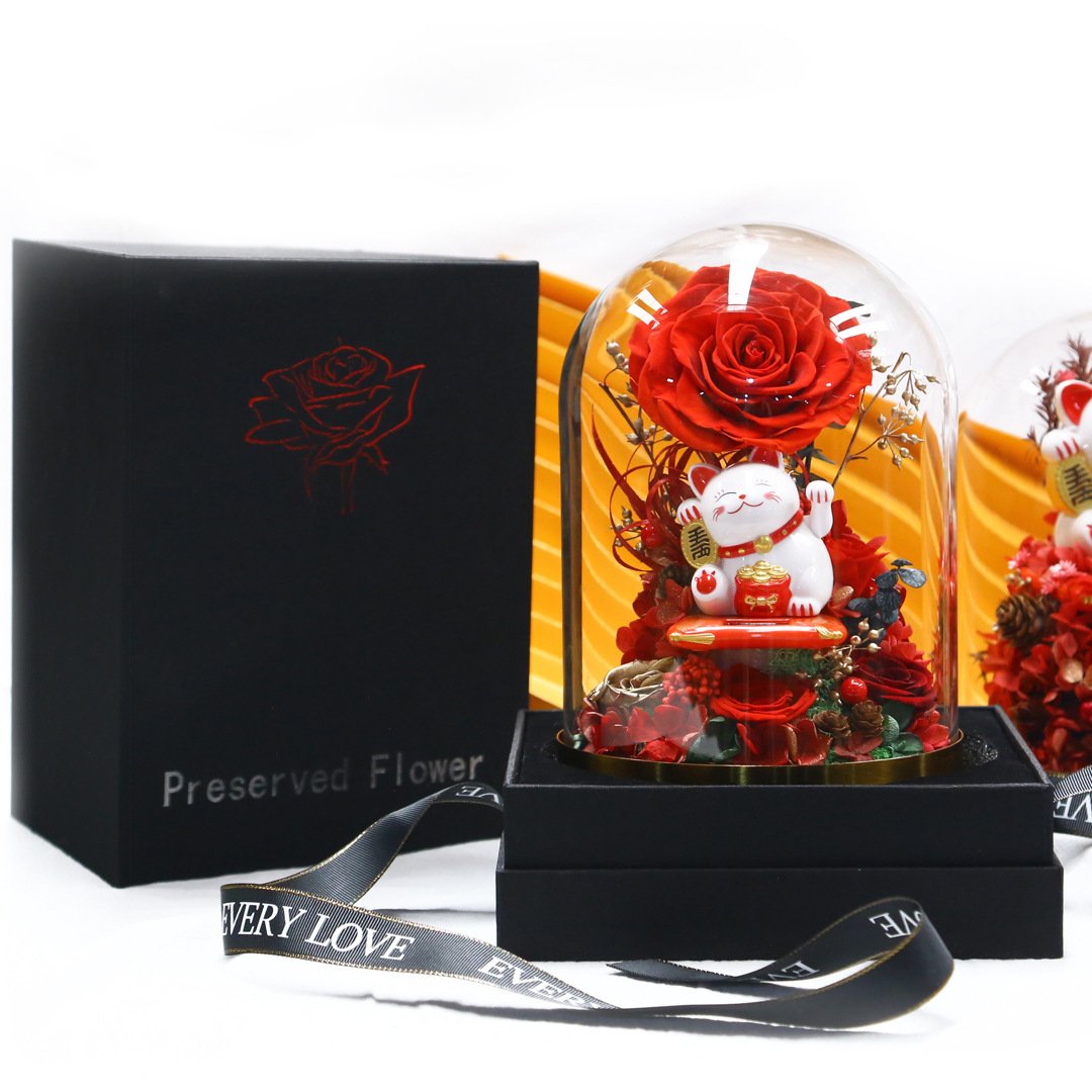 Hot Sale Lovely Lucky Cat Arts Crafts Shop Opening Gifts Home Decoration Eternal Roses Forever Preserved Flowers In Glass Dome