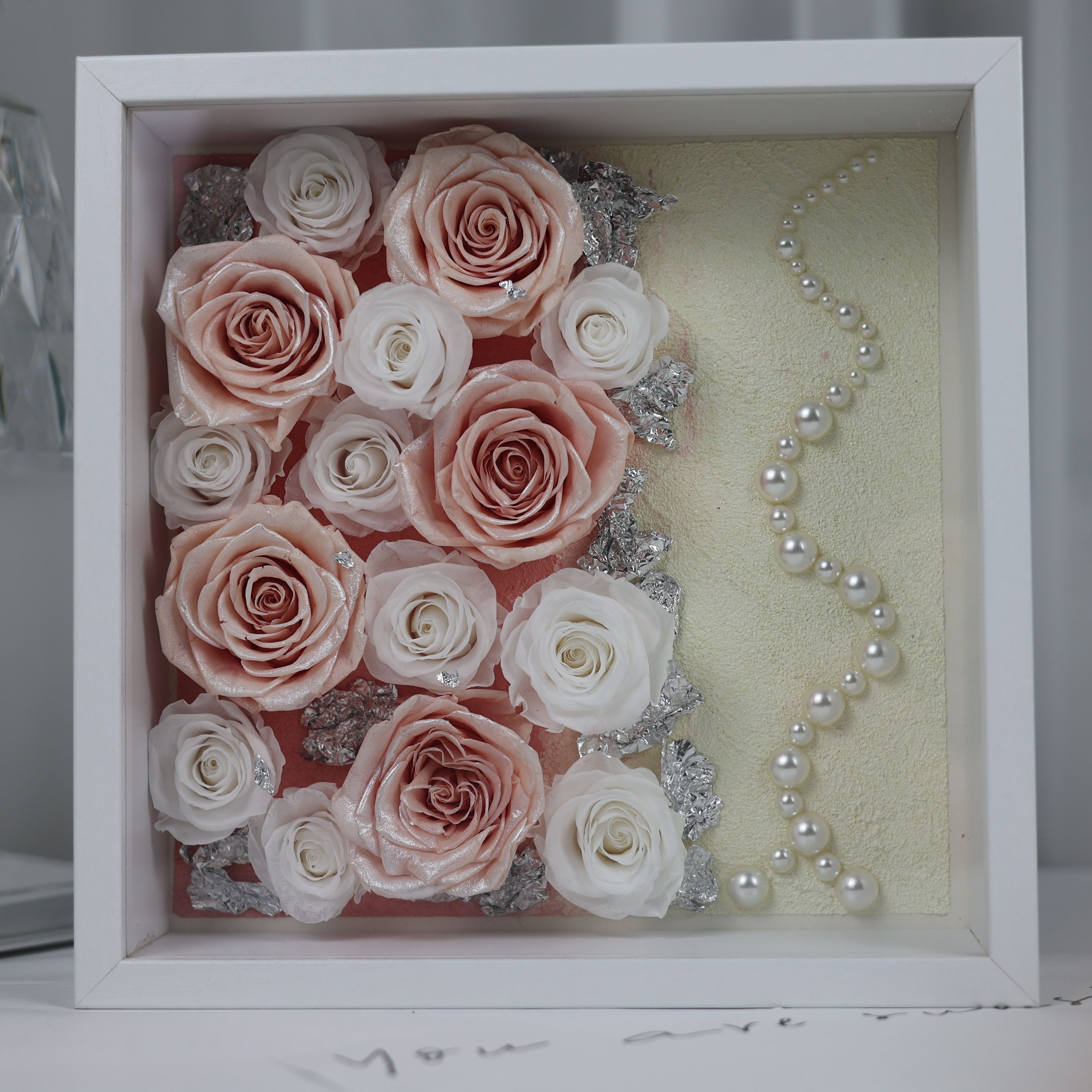High Quality Preserved Rose Eternal Flower Photo Frame Preserved Roses/flowers in Frame Valentine's Day and Mother's Day gifts