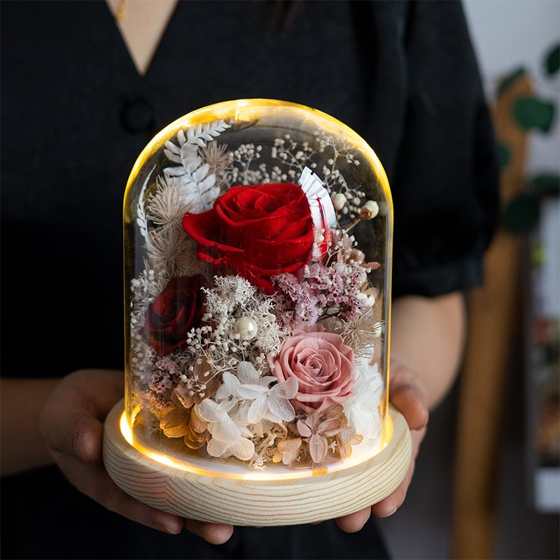 Wholesale LED Atmosphere Light Preserved Flower Ornaments for Birthday Gift Wedding Decoration flowers Anniversary Gift