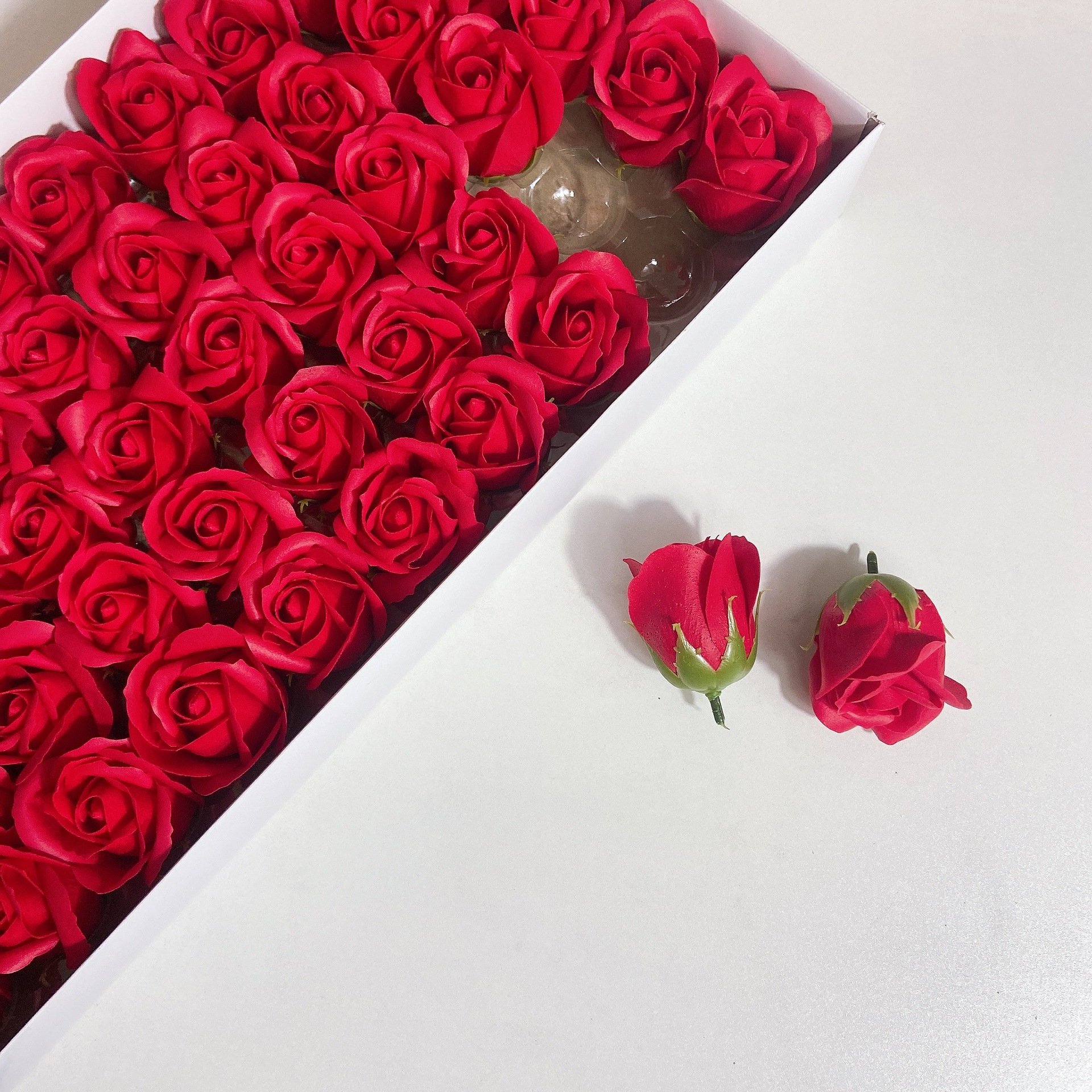 Artificial bath flower 50pcs per box rose 3 layers soap flowers 5cm head foam soap flower roses for wedding and Valentin's day