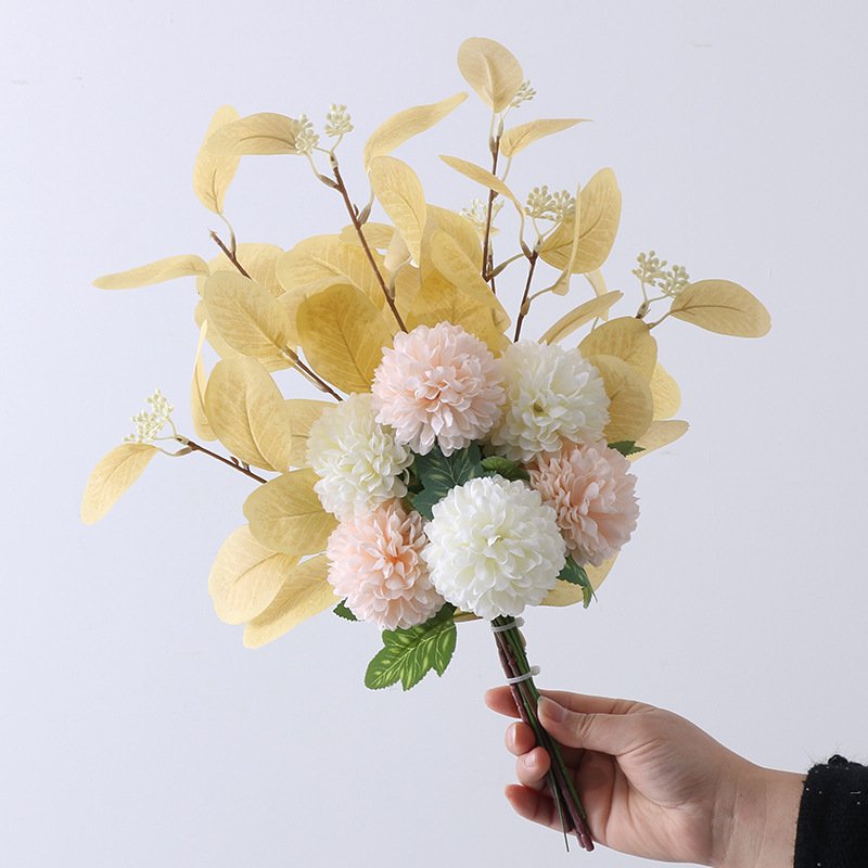 Simulated table tennis chrysanthemum bouquet eucalyptus leaf embroidery ball simulation vase arrangement artificial flowers