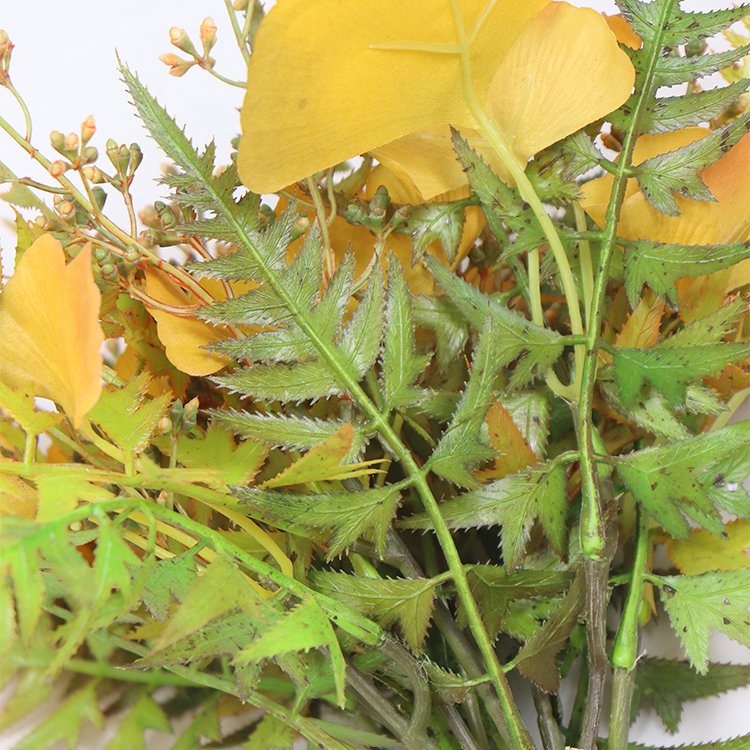 Wholesale 43cm Artificial Preserved Flowers Plants 3 Bundles Angular Ginkgo Leaves Small Eucalyptus Fruits Decorative Wreaths