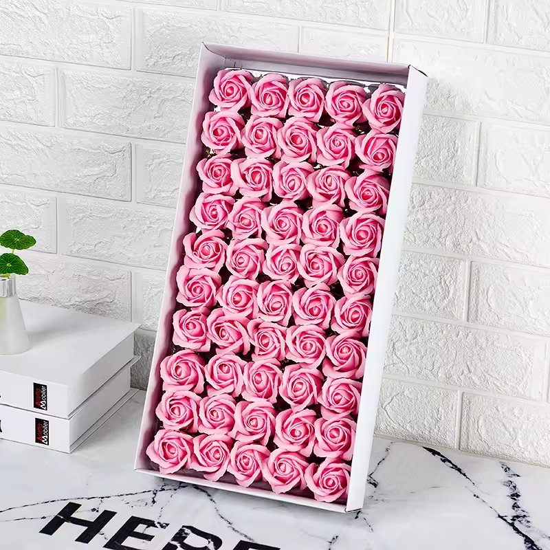 Factory 5-7cm Forever Eternal Preserved Rose Flower with Base Head Bud Box for Home Decoration