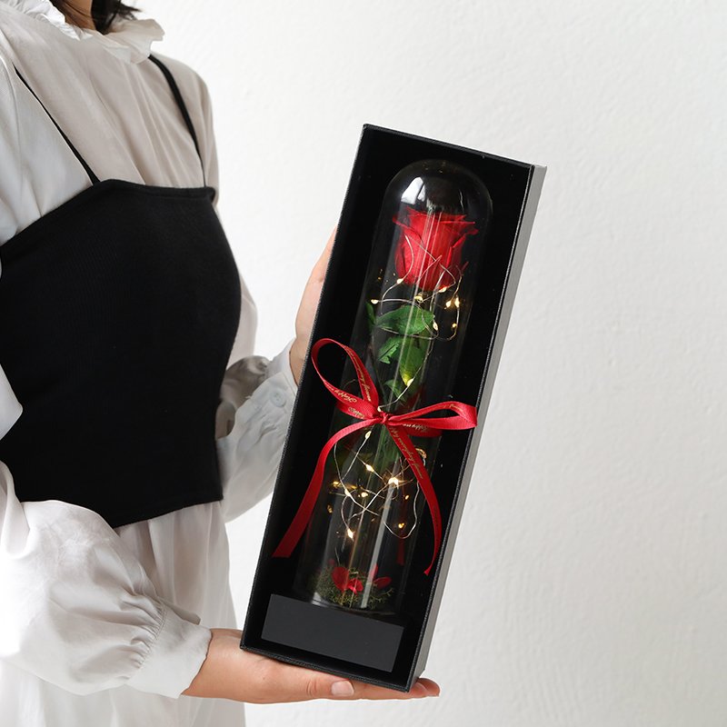2023 New Factory directly supply hot selling eternal rose preserved flower forever roses in glass dome
