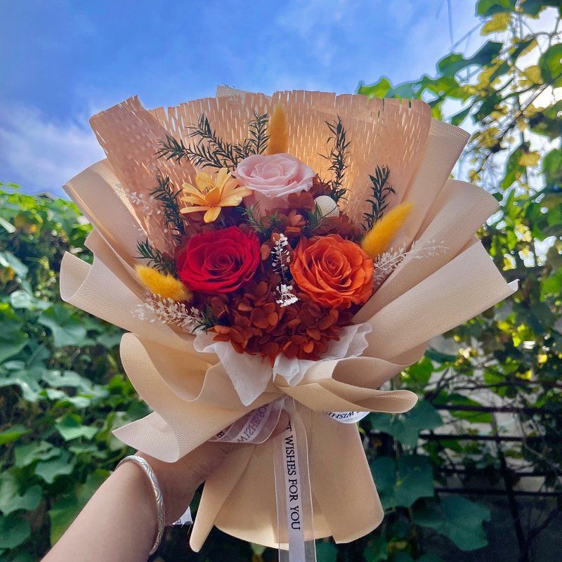 luxury natural real touch blue and white preserved graduation 4 roses bouquet flower gift box packaging