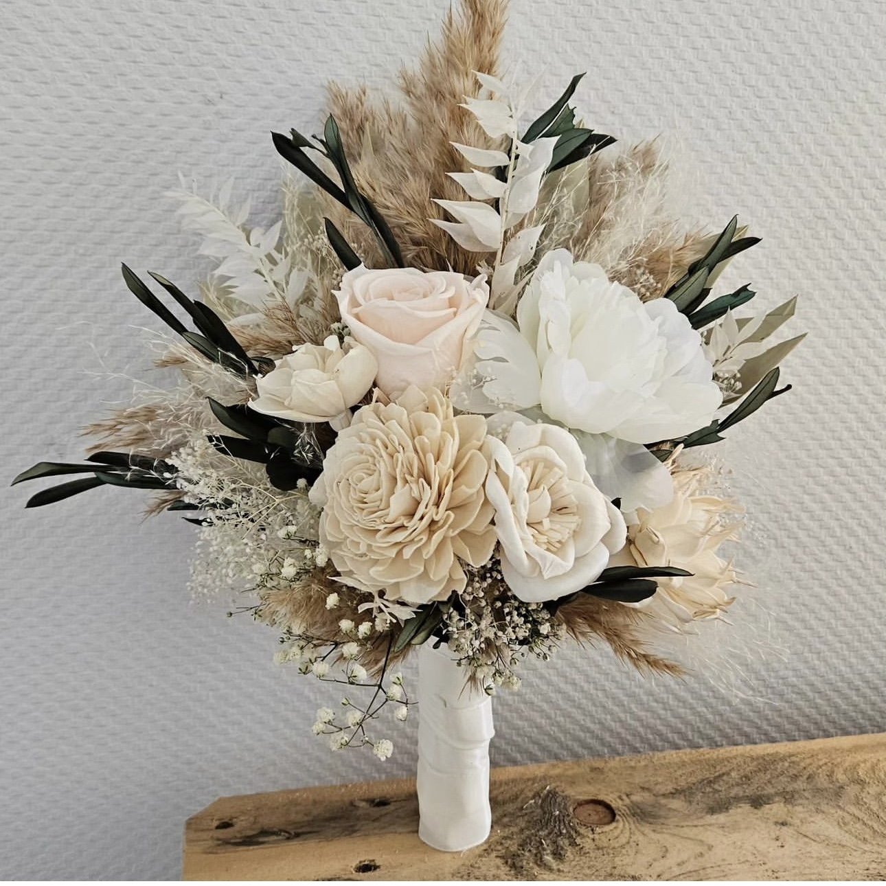 Wholesale Hot Selling Home Wedding Decoration Bridal Bouquet Arrangement Boutonniere Large Mini Natural Dried Flowers Bouquet