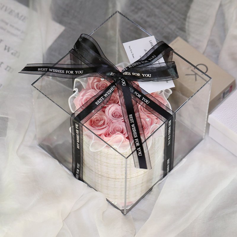 Factory wholesale Valentine's Day Gift Ins Style Preserved Roses Flower Box OEM ODM