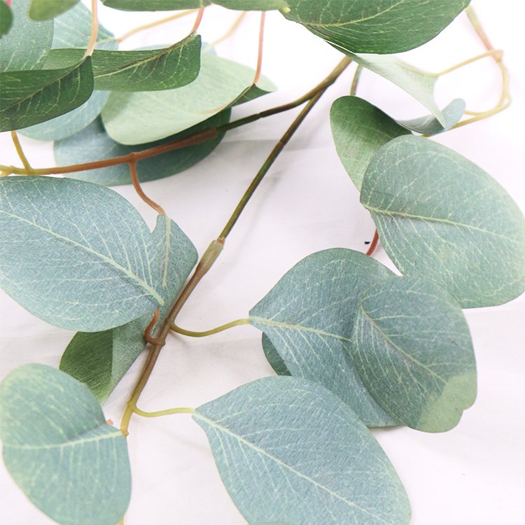 Wholesale 76cm Artificial Eucalyptus Leaf Single Branch Green Home Decoration Courtyard Wedding Photography Props Preserved